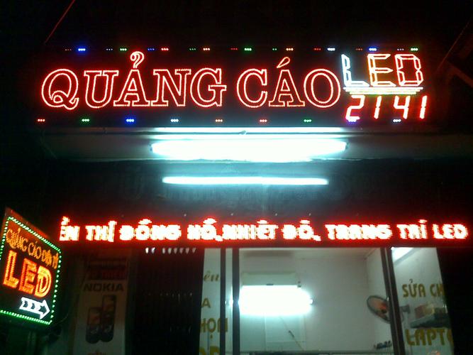 Lắp đặt biển quảng cáo hộp đèn In Phun 88